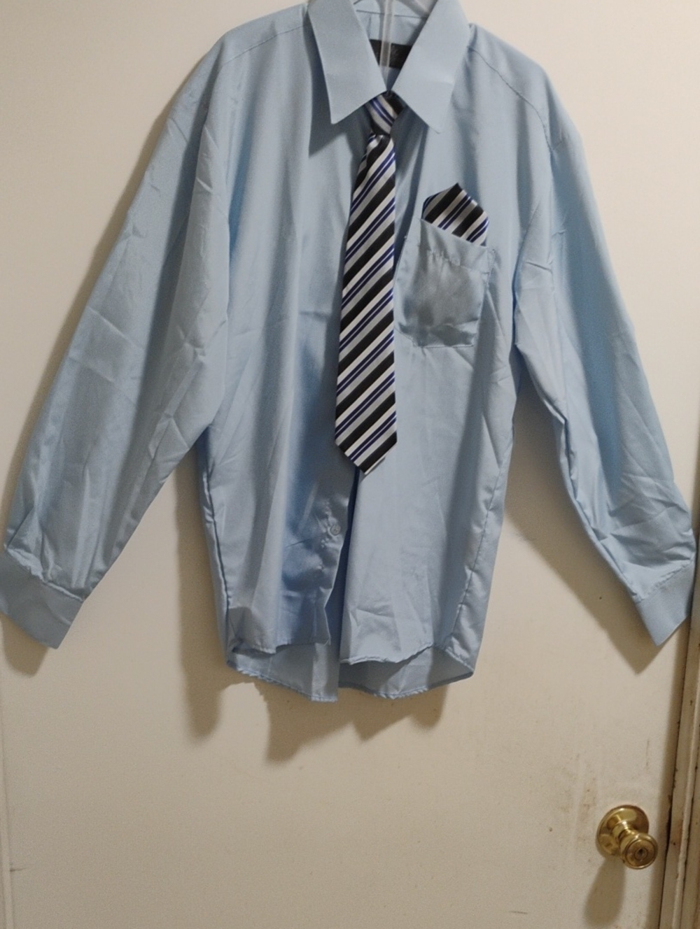 Men's Light Blue Dress Shirt with Pocket and Coordinating Tie